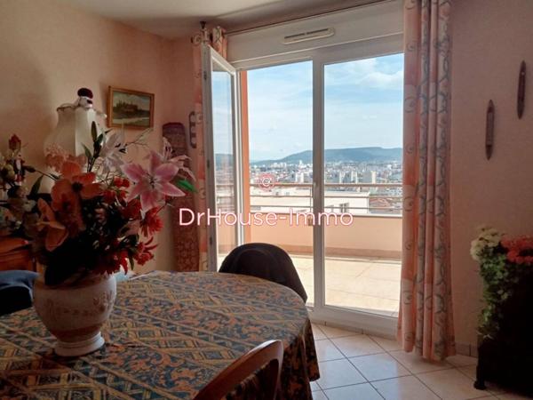 Appartement à vendre 4 pièces de 104 m²