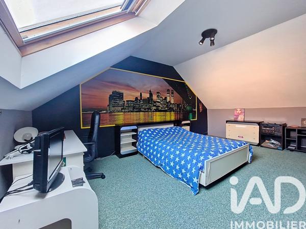 Maison à vendre 6 pièces 131 m² Saint-Fargeau-Ponthierry