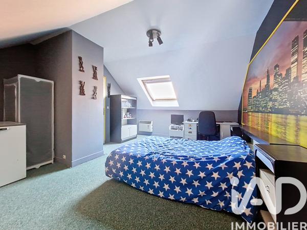 Maison à vendre 6 pièces 131 m² Saint-Fargeau-Ponthierry