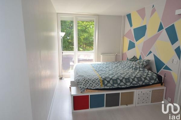 Appartement 3 pièces de 76 m² à Maurepas (78310)