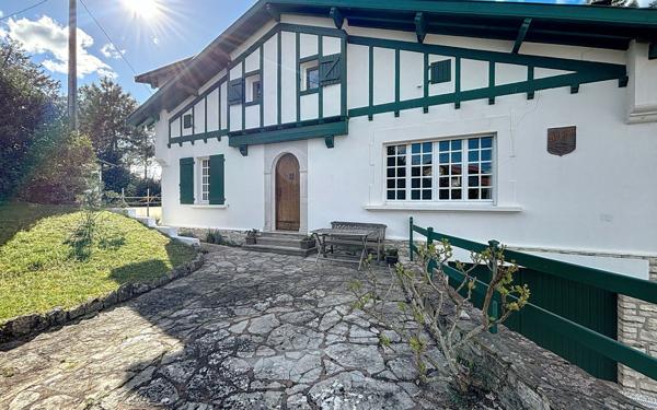 Maison à vendre    7 pièces • 250 m2 Anglet