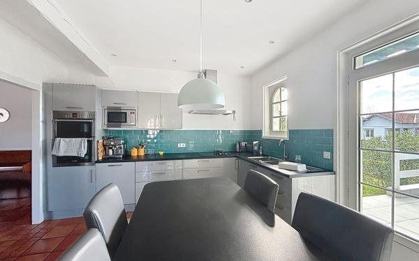 Maison à vendre    7 pièces • 250 m2 Anglet