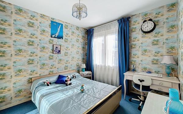 Maison à vendre    8 pièces • 200 m2 Anglet