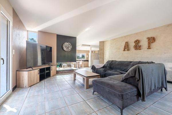 Maison à vendre |  Oradour-sur-Glane |  8 pièces | 210 m²