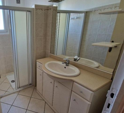 Maison à PLOUESCAT, 29430 - 7 pièces 131m²