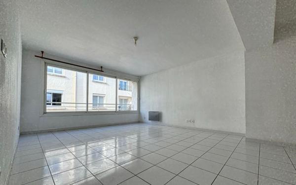 Appartement à vendre    2 pièces • 48,10 m2 Lunel