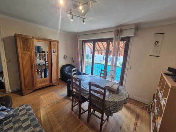Nouveauté – T4 lumineux 82 m² avec balcon -Dernier étage - Vivre au calme avec vue montagnes - Secteur Jean-Jaurès