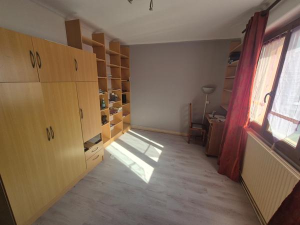 Nouveauté – T4 lumineux 82 m² avec balcon -Dernier étage - Vivre au calme avec vue montagnes - Secteur Jean-Jaurès