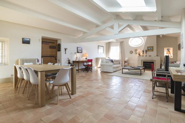 Appartement de Luxe sur Domaine Viticole