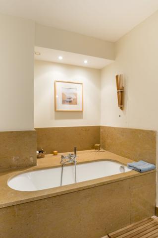 Appartement de Luxe sur Domaine Viticole