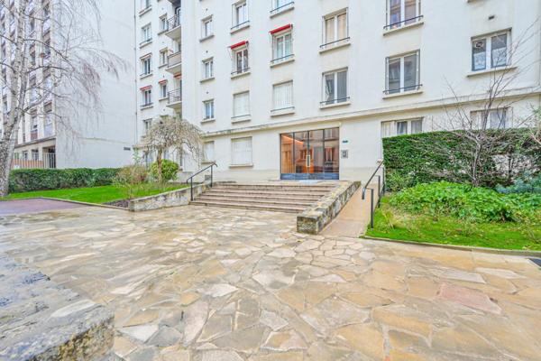 Appartement à vendre    3 pièces • 57 m2 Paris 11