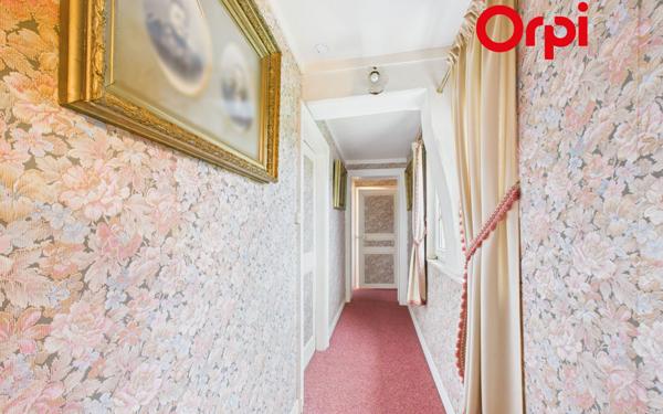 Maison à vendre    6 pièces •  Bernay