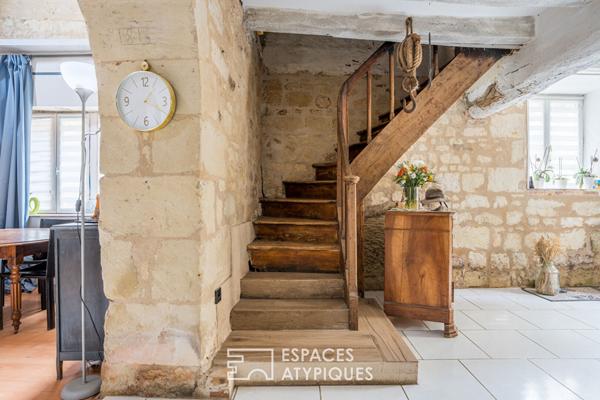 Maison de caractère à flanc de coteau