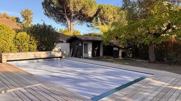 VILLA LUMINEUSE AVEC PISCINE