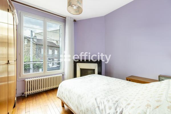 Maison
         3 pièces
        - 80 m² Exclusivité 436 800 € *