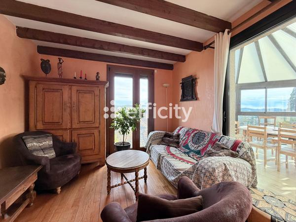 Maison 5 pièces - 111 m² Exclusivité efficity