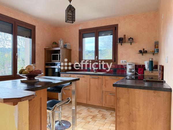 Maison 5 pièces - 111 m² Exclusivité efficity