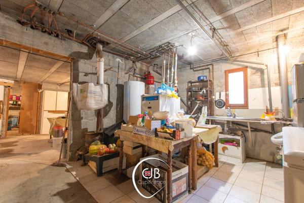 Maison aux Marches, 5 chambres et terrain d’1 hectare