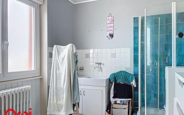 Maison à vendre    5 pièces •  Lavault-Sainte-Anne