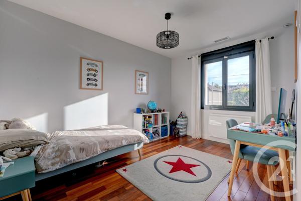 Maison à vendre  7 pièces - 159,25 m2 CHAMPAGNE AU MONT D OR - 69