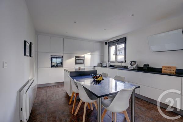 Maison à vendre  7 pièces - 159,25 m2 CHAMPAGNE AU MONT D OR - 69