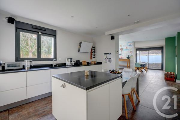 Maison à vendre  7 pièces - 159,25 m2 CHAMPAGNE AU MONT D OR - 69