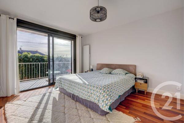 Maison à vendre  7 pièces - 159,25 m2 CHAMPAGNE AU MONT D OR - 69