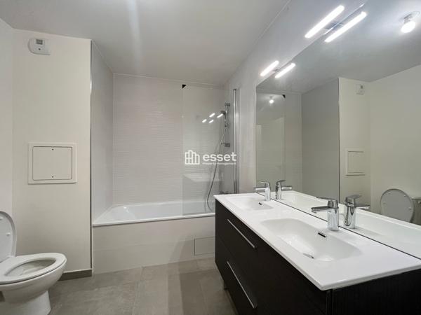 Location Appartement 4 pièces 89.18 m² - Courbevoie 92400