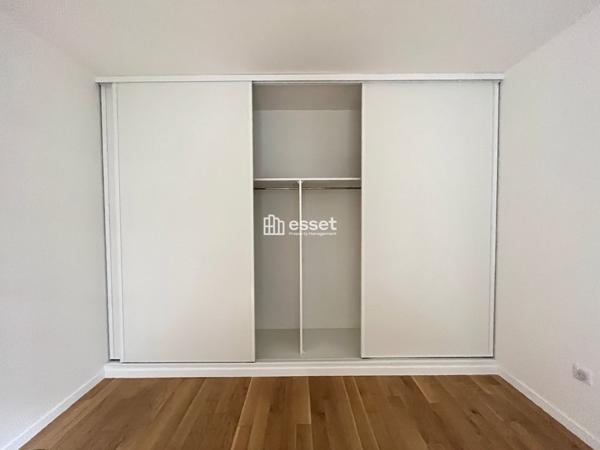 Location Appartement 4 pièces 89.18 m² - Courbevoie 92400