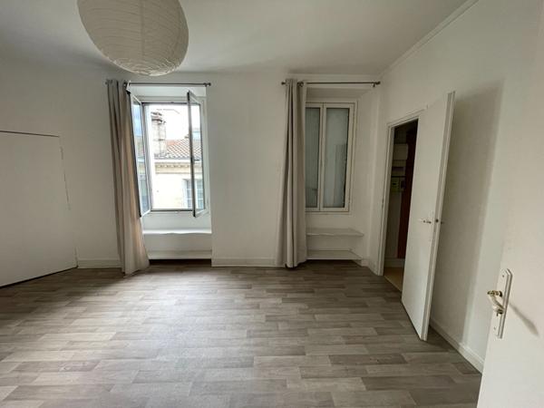 Maison d'environ 120 m² à vendre à Bordeaux - Quartier Saint-Jean, Belcier