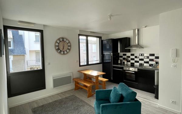 Appartement à louer    2 pièces • 32 m2 Brest