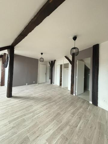 CHARMANT APPARTEMENT SPACIEUX