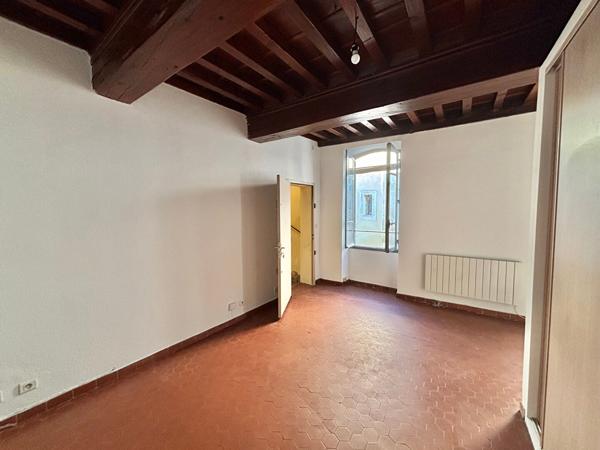 TARASCON - STUDIO - 27 m²