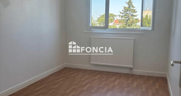 Location Appartement 3 pièces 62.28 m² - La Varenne St Hilaire 94210