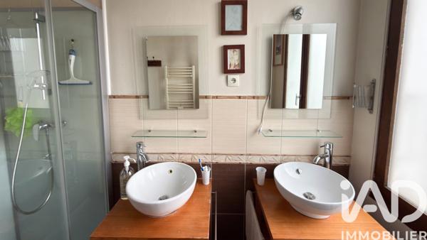 Maison à vendre 5 pièces 175 m² Saint-Martin-d'Hères