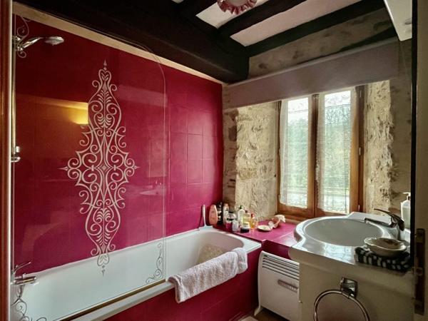 Maison 119 460 € Rochechouart 7 p 225 m² DPE D