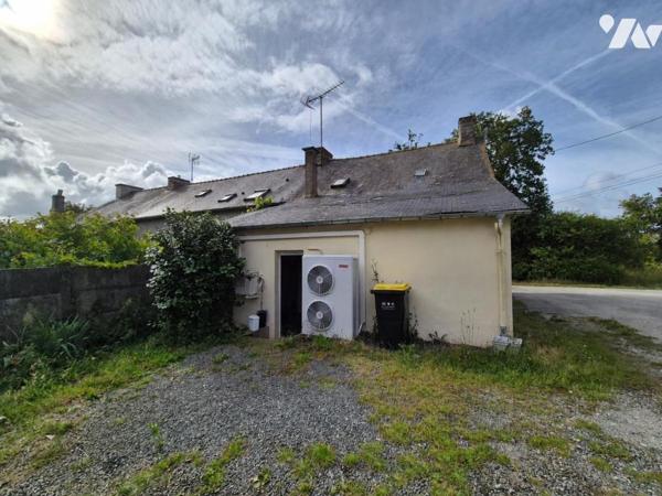 SAINT-ABRAHAM – Maison en pierre avec hangar et jardin