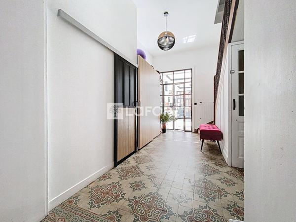 Achat maison près de ARMENTIERES - 6 pièce(s) - 213 m² - 286 200 €