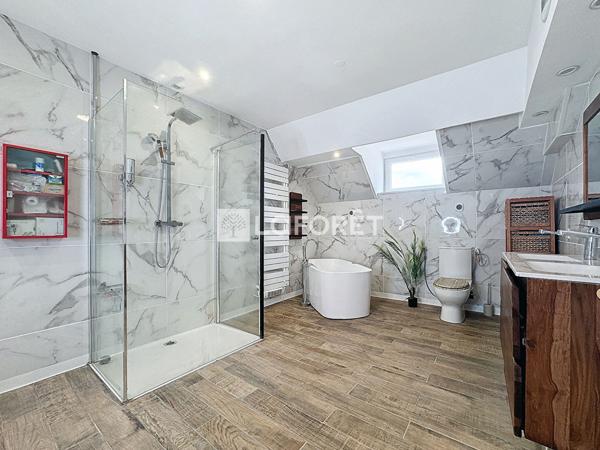 Achat maison près de ARMENTIERES - 6 pièce(s) - 213 m² - 286 200 €