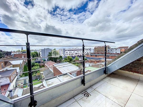 Achat maison près de ARMENTIERES - 6 pièce(s) - 213 m² - 286 200 €