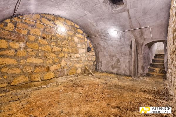 Maison - centre ville €1 195 000 ** - Référence 12938