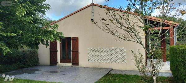 Maison à vendre à Melle dans les Deux-Sèvres (79500), ref : MR1816