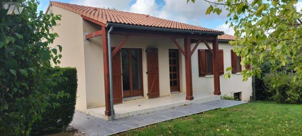 Maison à vendre à Melle dans les Deux-Sèvres (79500), ref : MR1816