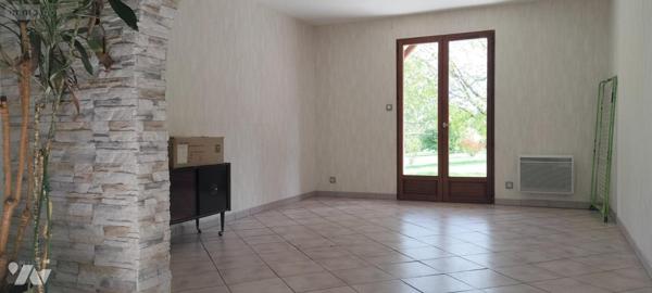 Maison à vendre à Melle dans les Deux-Sèvres (79500), ref : MR1816