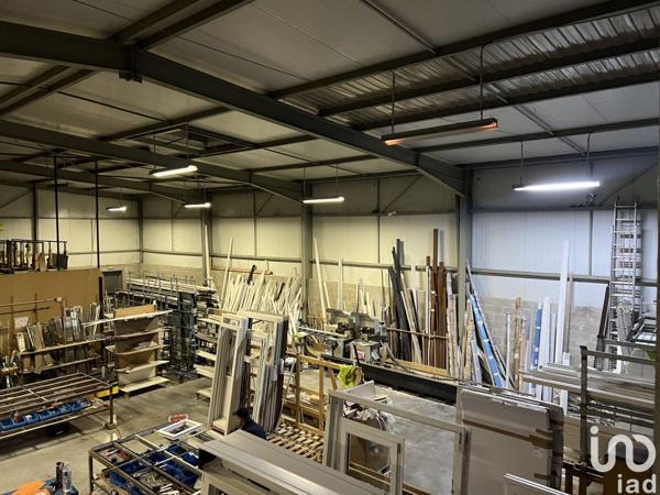 Atelier à vendre 700 m² Chevry-Cossigny