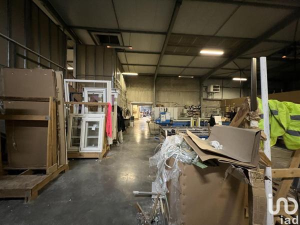 Atelier à vendre 700 m² Chevry-Cossigny