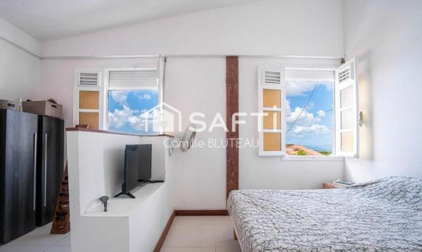 Villa T4 avec piscine, vue panoramique et terrain arboré