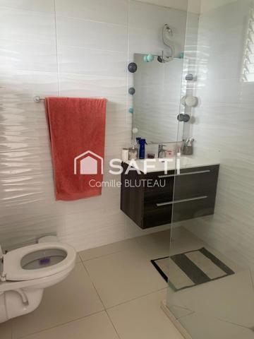 Villa T4 avec piscine, vue panoramique et terrain arboré