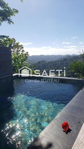 Villa T4 avec piscine, vue panoramique et terrain arboré