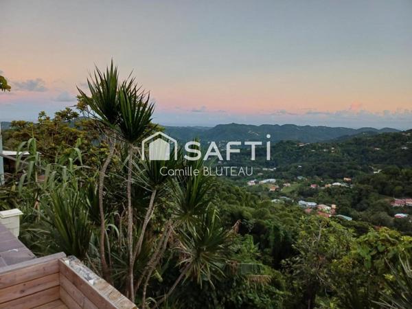 Villa T4 avec piscine, vue panoramique et terrain arboré